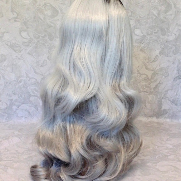 Long Wavy Silver Dark Ombre Heat Resistant Wig